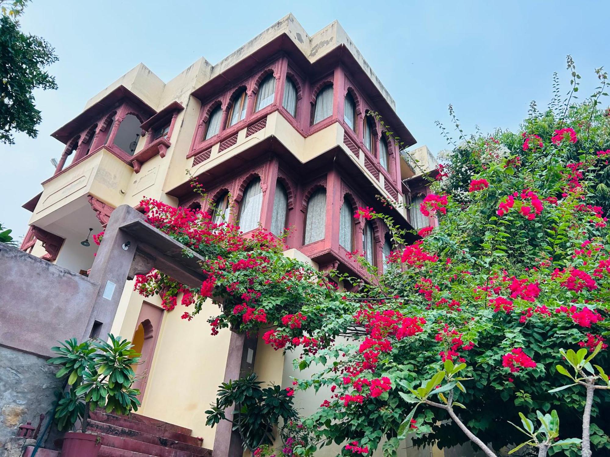 Adhbhut Hotel Divisione di Divisione di Jaipur Esterno foto