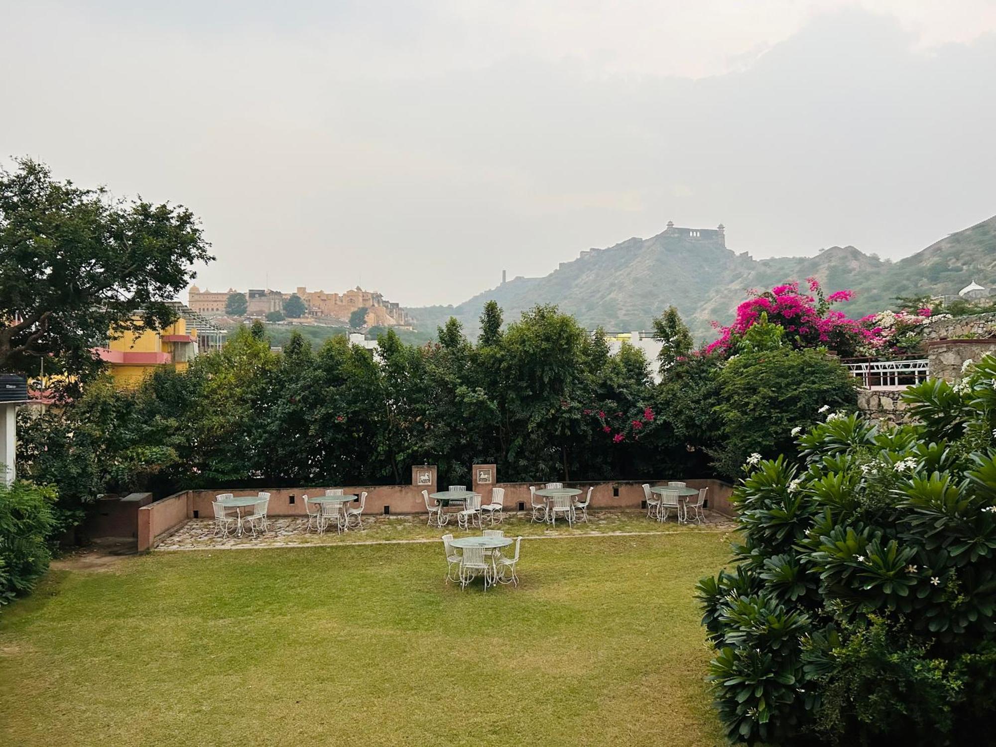 Adhbhut Hotel Divisione di Divisione di Jaipur Esterno foto