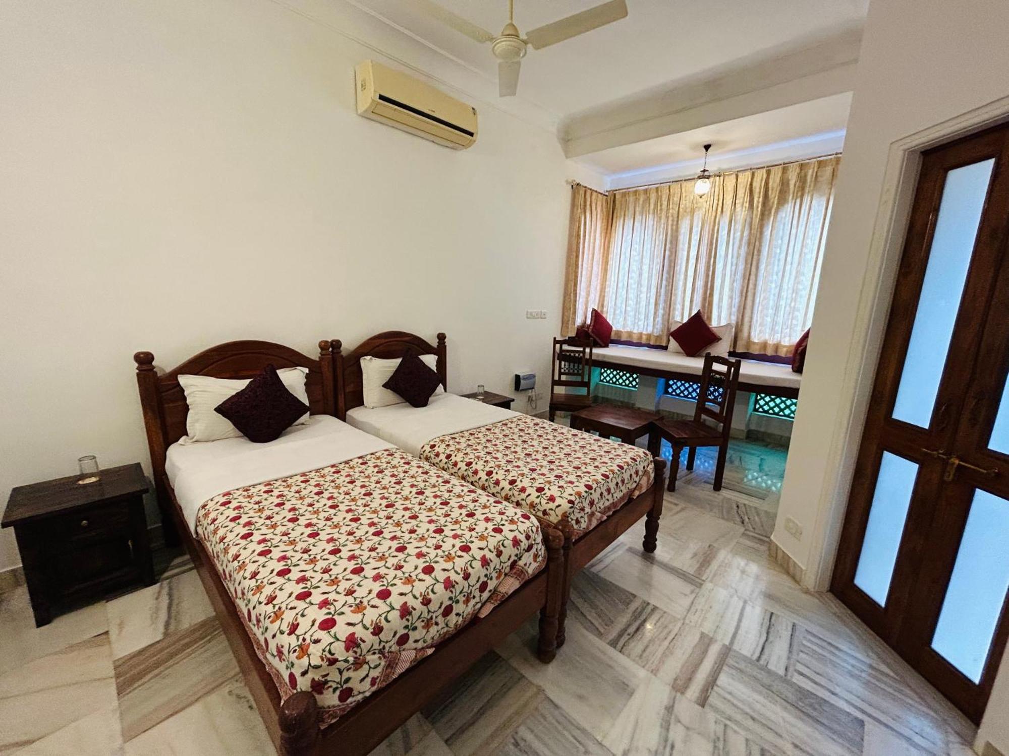 Adhbhut Hotel Divisione di Divisione di Jaipur Esterno foto